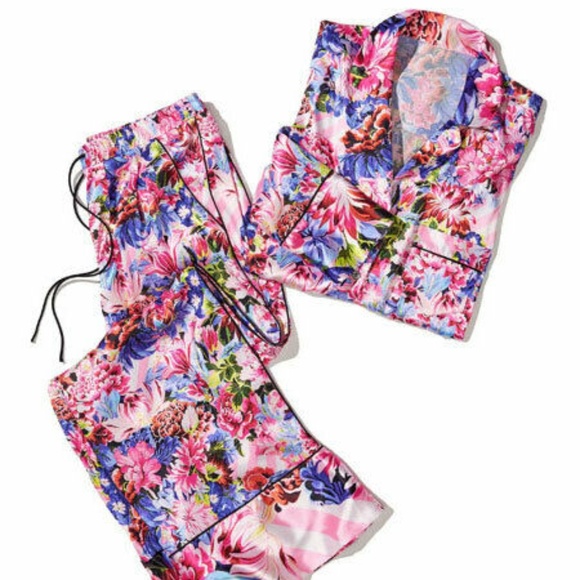 Victoria's Secret Other - Victoria's Secret by Mary Katrantzou Satin PJ Set